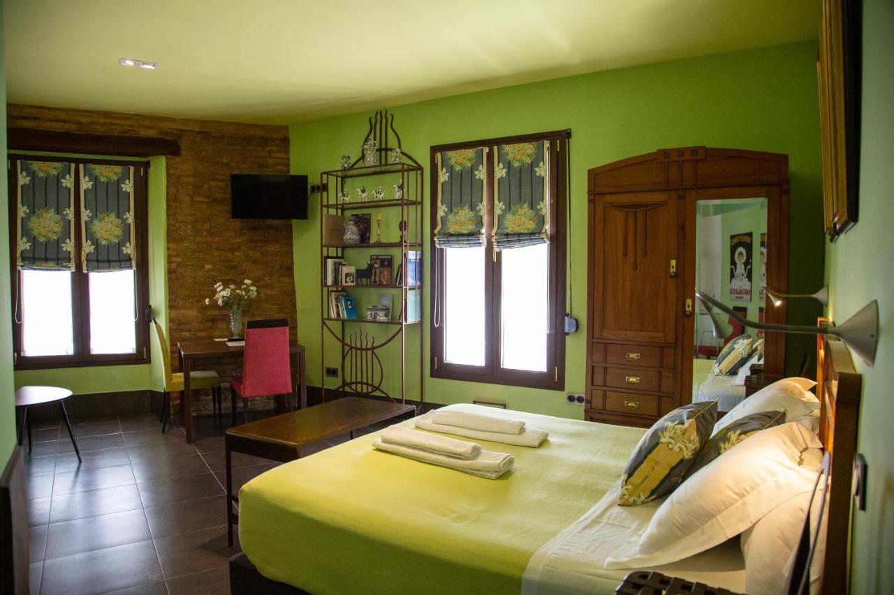 Palacio Sirvente Mieres - Parking Gratuito Andújar Eksteriør billede